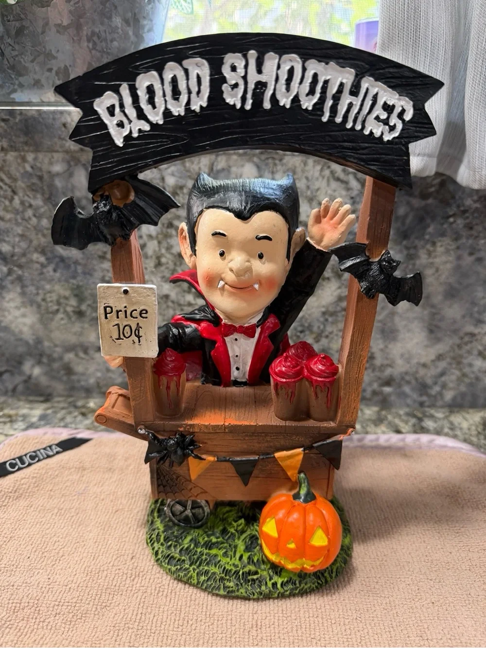NWT Vampire Blood Smoothies Halloween Figurine Stand TJ Maxx 10.5”